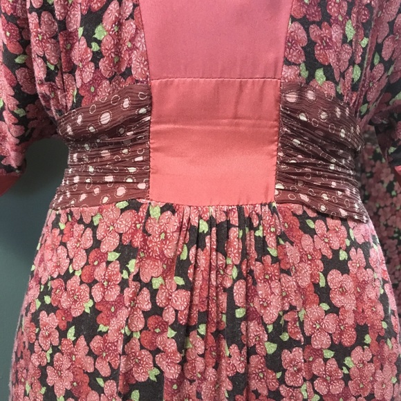 Anthropologie Left of Center Berry Thistle Tunic - Picture 3 of 6